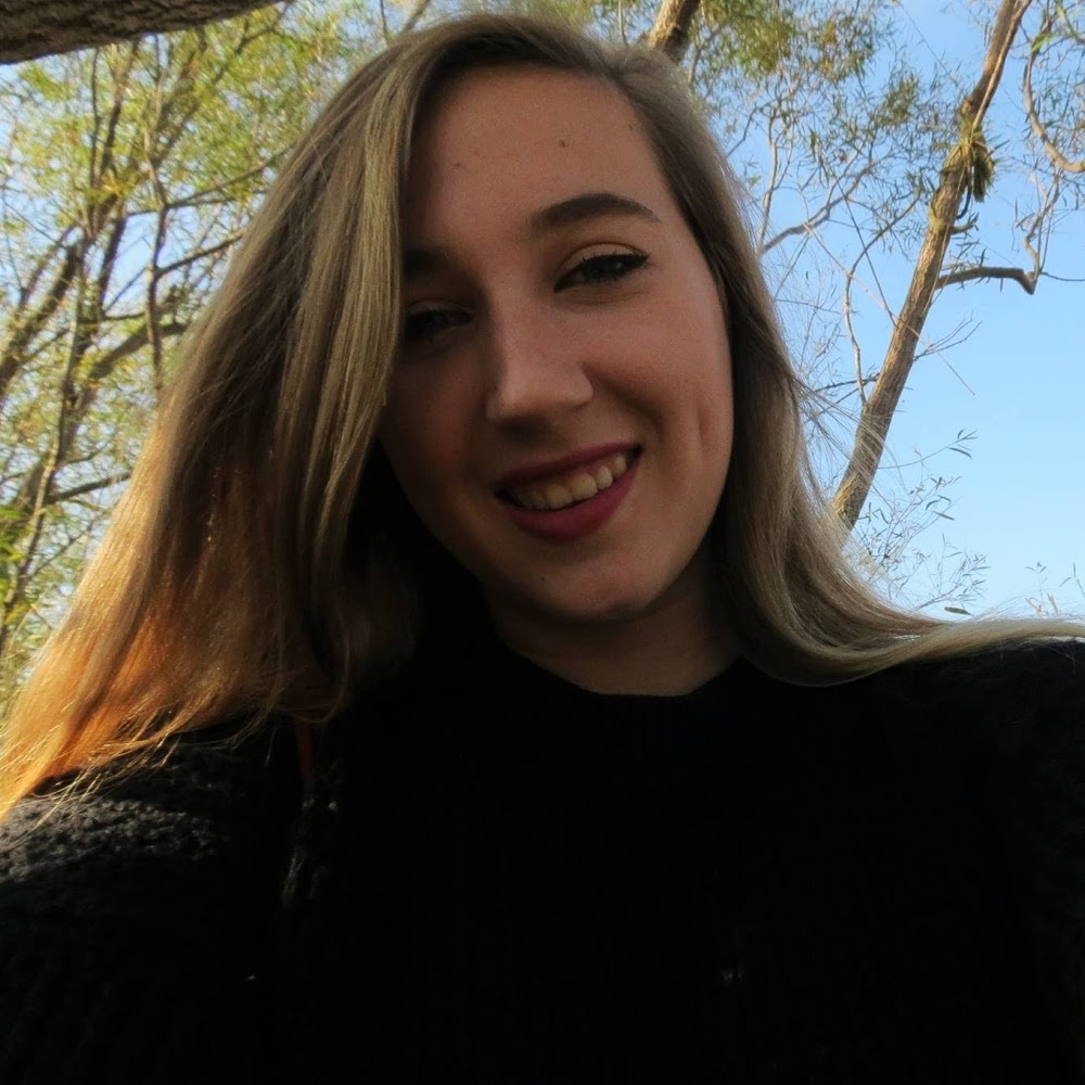 Meet your Posher, Abbey